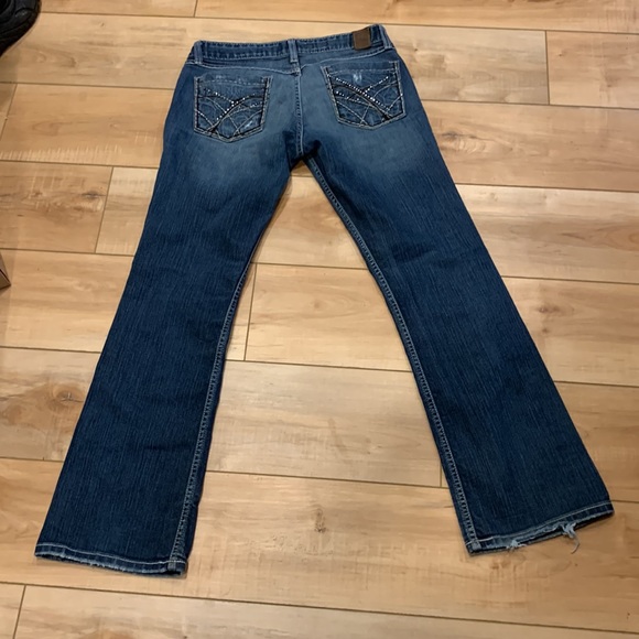BKE Jeans in Good Condition - Picture 4 of 6